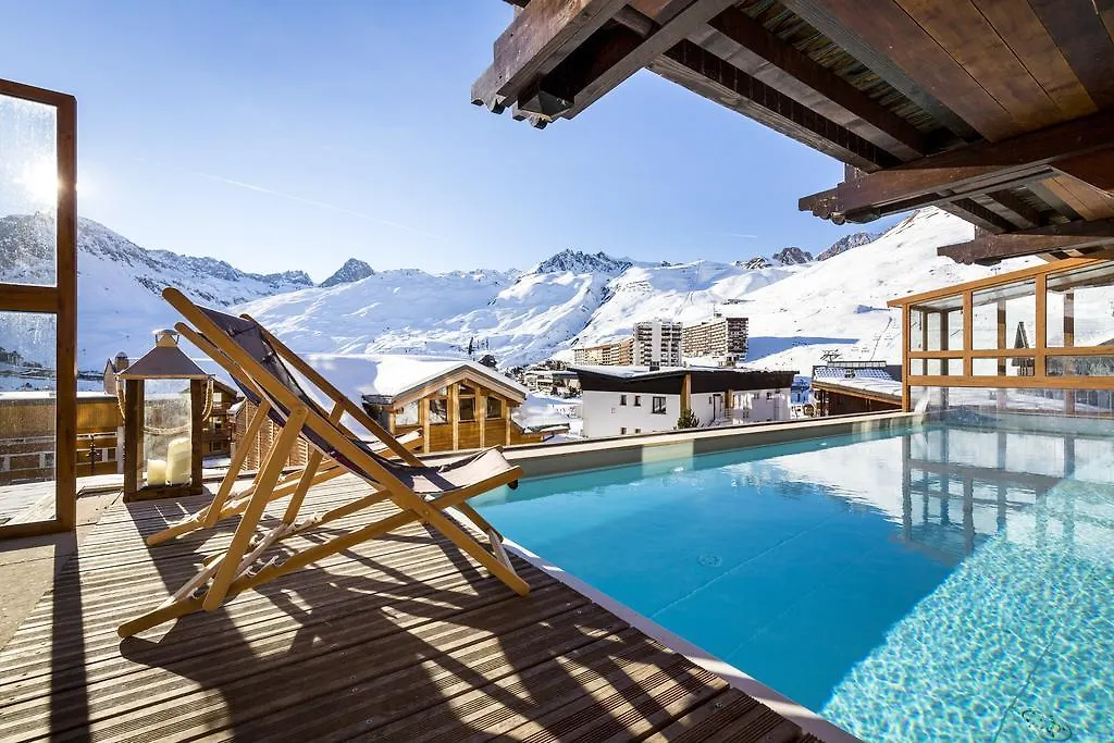 Hotel Les Campanules By Les Etincelles location